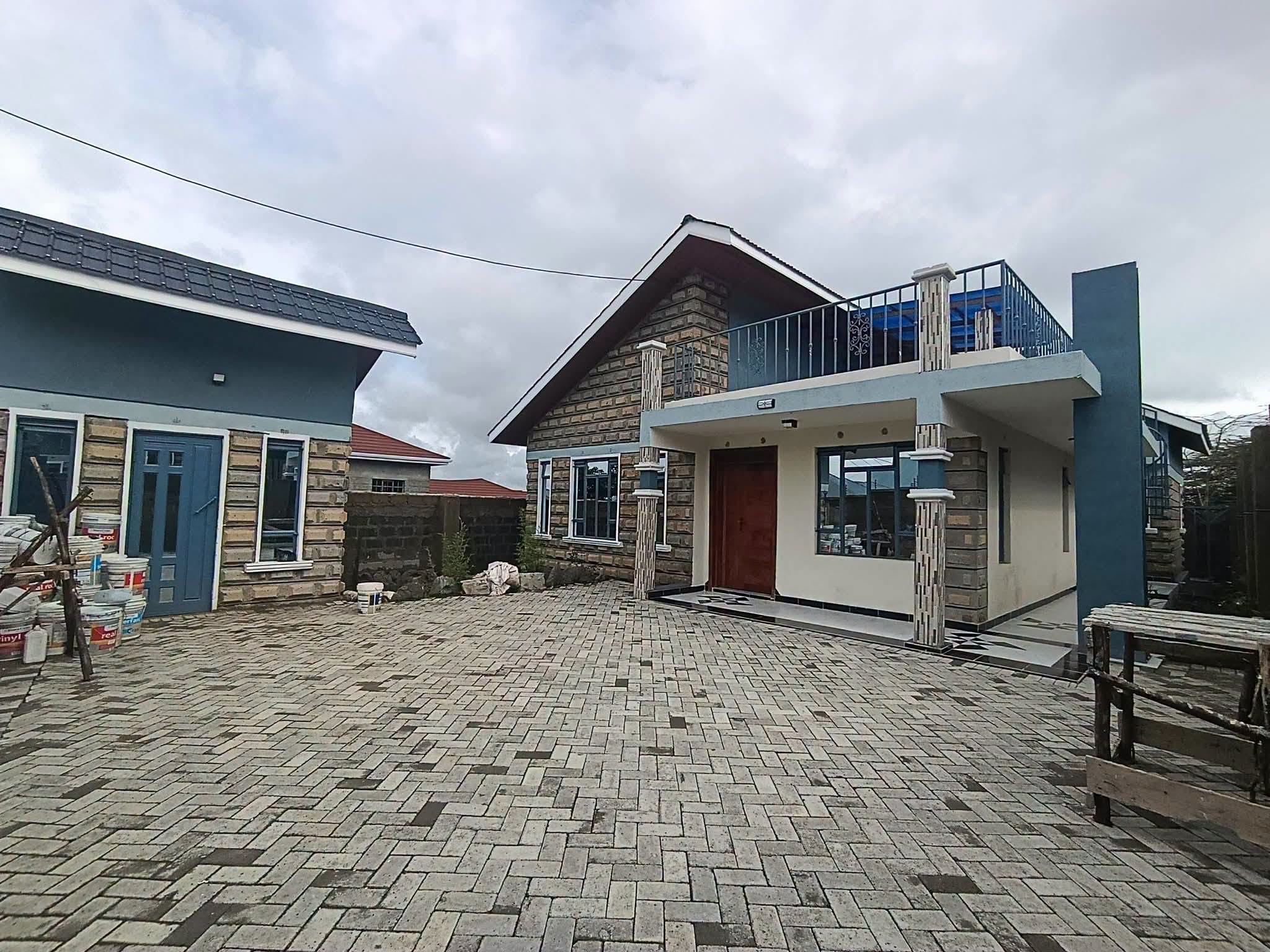 3 Bedroom Bungalow + DSQ + Rooftop Pergola For Sale, Rimpa
